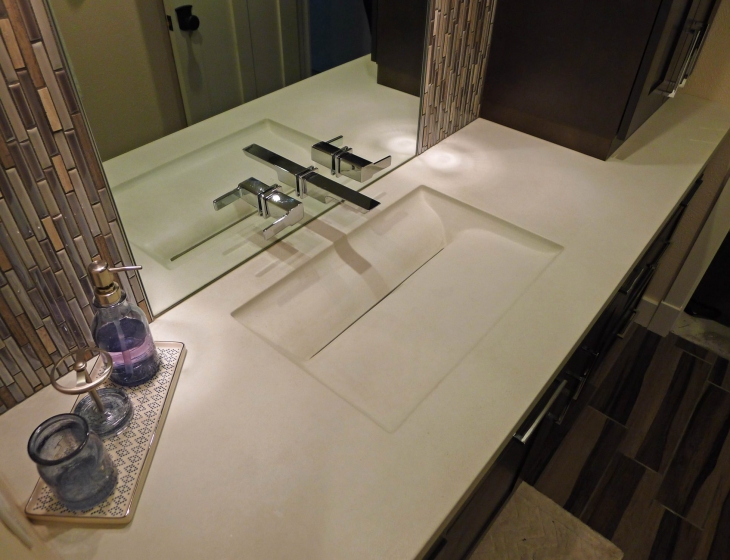 Bone white Rincon sink