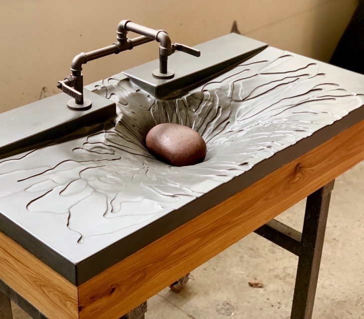 ‘Splash’ concrete sink