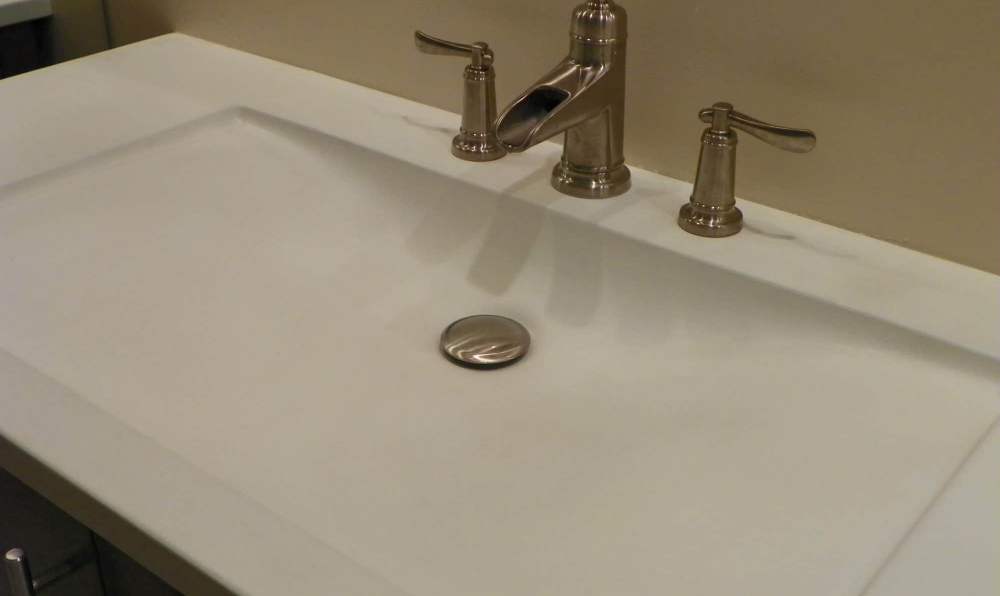 white sink close up